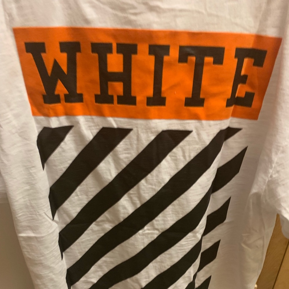 Off white t shirt